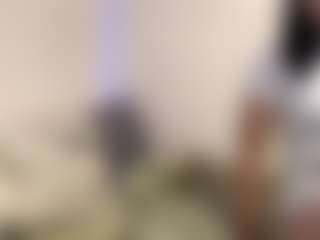 Live cam show with Rina - Oil on Camsoda