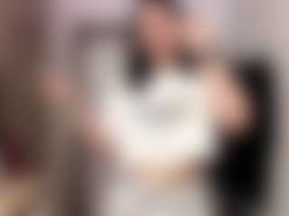 Live cam show with Rina - Oil on CamClone