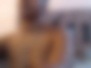 Live cam show with yohatinelly - Eating Pussy on AdultVida.com
