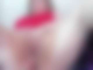 Live cam show with purple-777 - Blue Eyes on Camsoda
