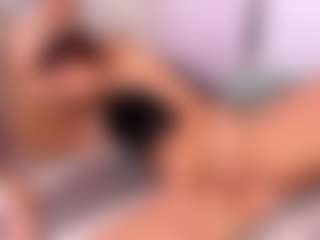 Ella-Liamxxx's Live Sex Cam Show