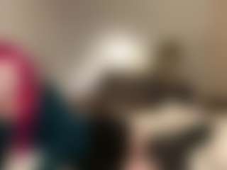ShenaDeblois's Live Sex Cam Show