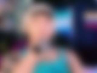 Live cam show with thebluesky - Handjob on Gym Cam Girls