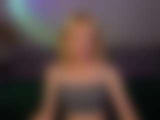 Clara-Schneider1's Live Sex Cam Show