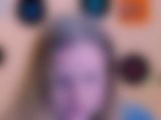 Live cam show with emma-dance - Blonde Hair on intimatelivegirls.com