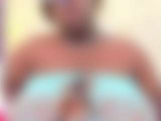 Live cam show with emma-star11 - Facial on Camsoda