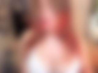 HaniaWish's Live Sex Cam Show