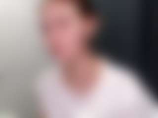 Live cam show with HarrietteCestari - Oil on Strip Flash - Live Sex Shows