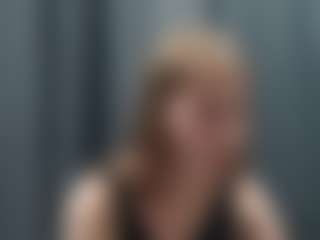 Live cam show with HarrietteCestari - Body Massage on sexylive.show