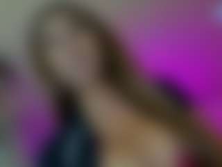 Cam Show en direct de xHugeTSdollx