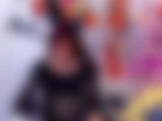 EmmaHiltton's Live Sex Cam Show