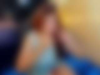 EmmaHiltton's Live Sex Cam Show