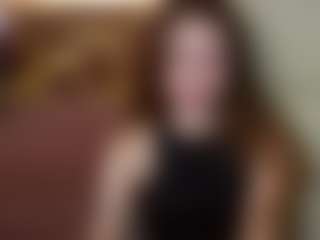 Live cam show with LilaSims - Facial Piercings on Livezox