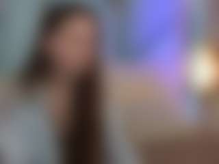 Live cam show with LilaSims - Facial Piercings on xDating