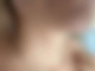 Spettacolo in cam dal vivo con RosendaAughtry - Athletic BBW su Camsoda