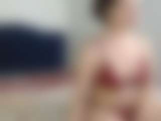 yuritza69's Live Sex Cam Show