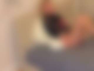 Chris-star's Live Sex Cam Show