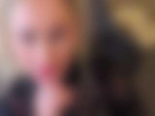 Chris-star's Live Sex Cam Show
