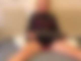 Chris-star's Live Sex Cam Show