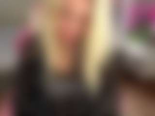 Chris-star's Live Sex Cam Show