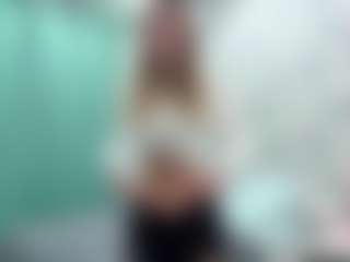 Live cam show with Alice - Fingering on Dolls Live