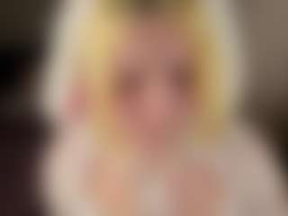 Live cam show with LollyBunnyyy - Normal on liverealitysex.com