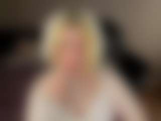 Live cam show with LollyBunnyyy - Cute on CamwithHer