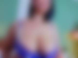 slutty-hugetits's Live Sex Cam Show