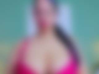 slutty-hugetits's Live Sex Cam Show