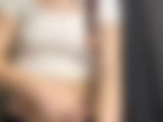 Live cam show with Amelia - Genital Piercings on xxxlivecams.org