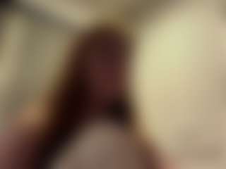 Live cam show with MelaniaTepp - New Tattoos on Dare Cams
