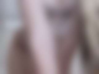 CutieLolaBunny's Live Sex Cam Show