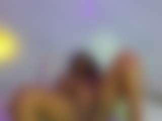 Indya-Brown's Live Sex Cam Show