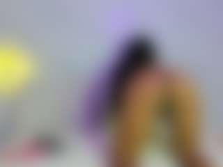 Indya-Brown's Live Sex Cam Show