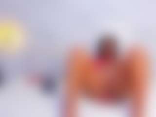 Live cam show with Indya-Brown - Black Hair on Soda Cam