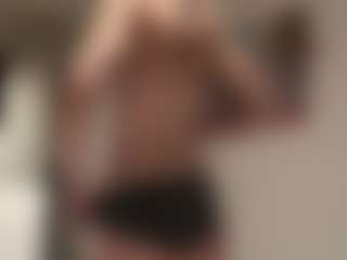 Show de câmera ao vivo com KarineSolverud - Nipple Piercings no Camsoda