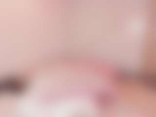 Live cam show with Raquelrose - Red Hair on SinfulBabes