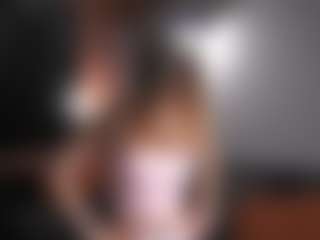 Live cam show with Coco - Shaved Pussy Lovense on luckytryst.com