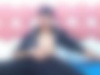 Live cam show with DrakeJack - Brown Eyes on sexylive.show