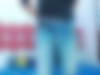 Live cam show with DrakeJack - Brown Eyes on Camsoda