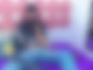 Live cam show with DrakeJack - Facial on Soda Cam