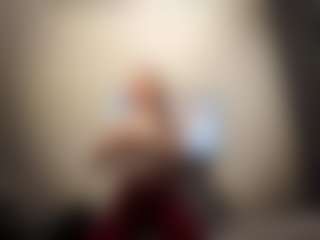 Live cam show with JanettWaneka - Fingers on SpankPalCams