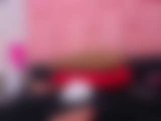 Live cam show with emelysweett - Lean on Camsoda