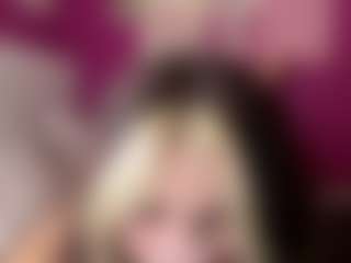 rileybellee's Live Sex Cam Show