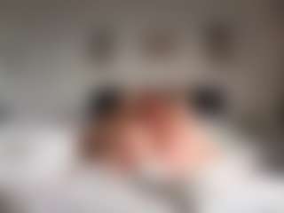 AnnaDelos's Live Sex Cam Show