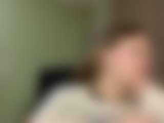 Live cam show with Ali - Blue Eyes on Milfs Live
