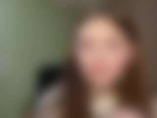 Live cam show with Ali - Drinking on xplaylive.com