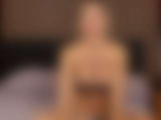 AdelaVibe's Live Sex Cam Show