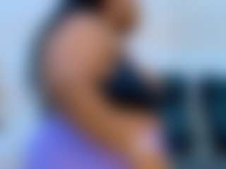 Show de cam en vivo con Treisy Vixen - New Brown Eyes en Camsoda