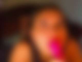 Live cam show with AnotherDayInParadize - Joi on chickslive.net